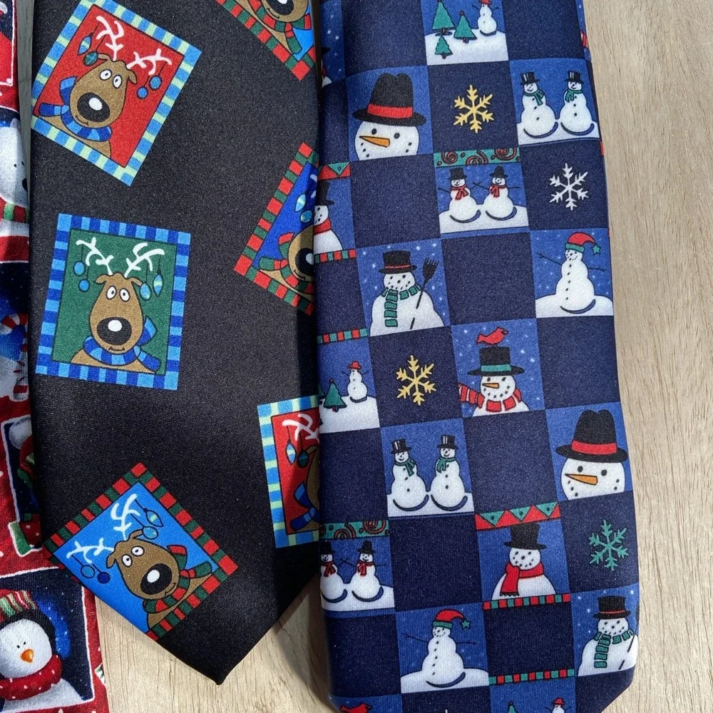 Lot Of 4 Christmas Ties - Snowman / Reindeer /‎ Santa / Snowflakes